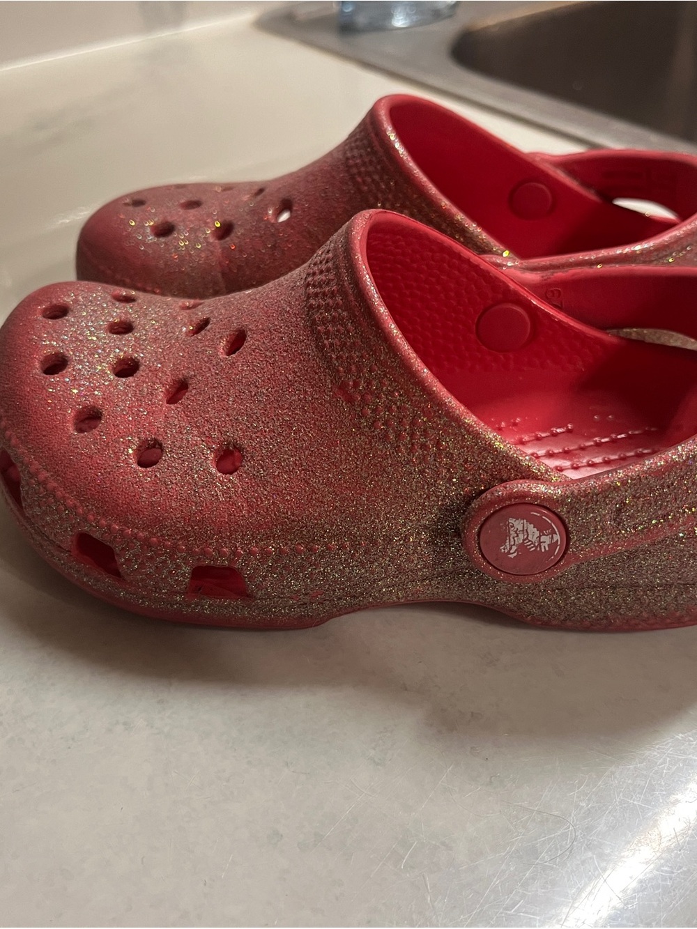 CROCS Kids Glitter Clog in Shimmering Coral
